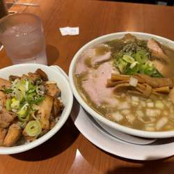 濃口煮干しそば+チャー丼