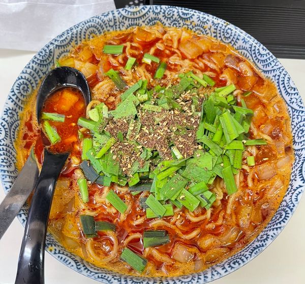 「勝浦タンタン麺」@ビンギリの写真
