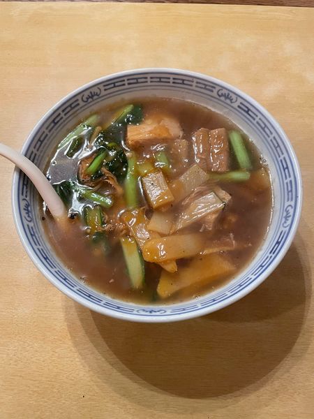 「ぶた肉角煮そば(1100円)」@味雅の写真