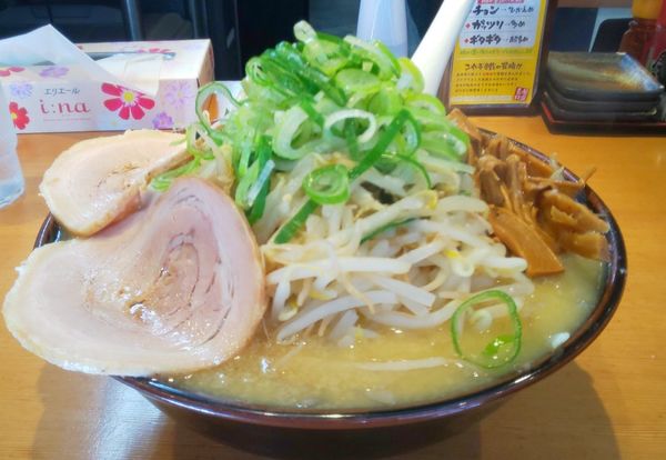 「味噌もやしラーメン」@旨みこってりらーめん 鐵 TETSU 蘇我本店の写真