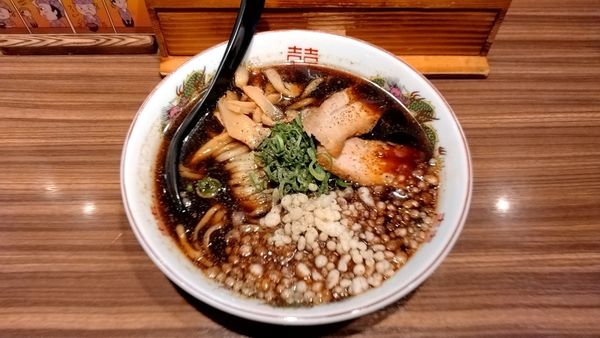 「ブラック中華そば_880円」@塩つけ麺灯花 赤坂店の写真