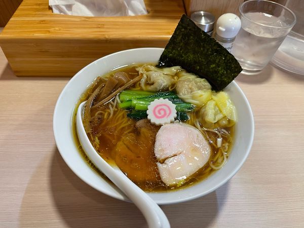 「ワンタン中華ソバ」@中華ソバ ちゃるめの写真