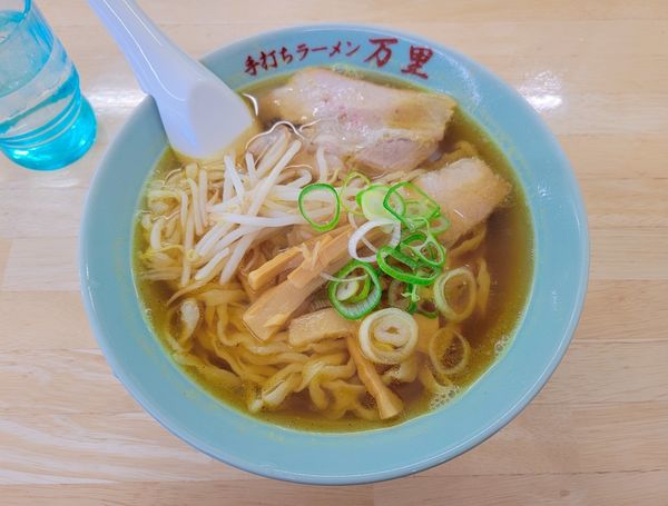 「カレーラーメン」@手打ちラーメン 万里の写真