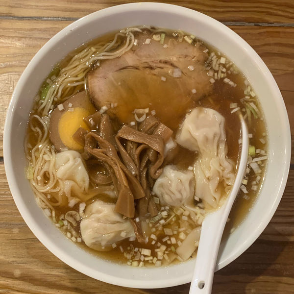 「雲呑麺」@鍋家 幡ケ谷店の写真