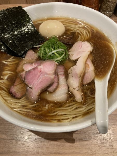 「特製醤油　大盛」@麺処 ほん田 秋葉原本店の写真