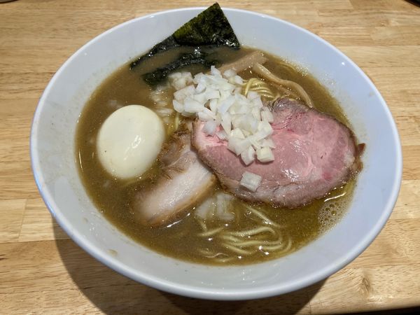 「煮干しラーメン（大盛）・味玉」@ふる川の写真