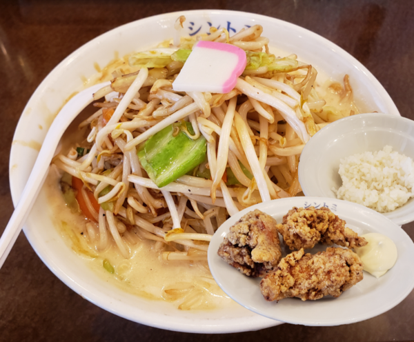 「濃厚タンメン·唐揚げセット」@極濃湯麺シントミ 本庄インター店の写真