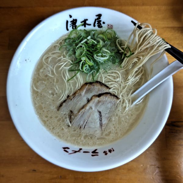 「ラーメン(350円)」@唐木屋 屋形原店の写真