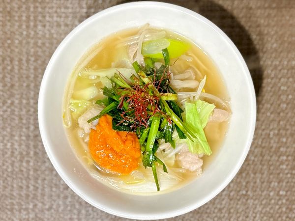 「★＜限定15食＞新(辛)牛もつそば🍜¥1,600」@生粋 花のれんの写真
