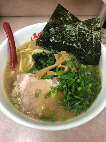 「ラーメン」@横浜ラーメン あばん 上尾西口駅前店の写真