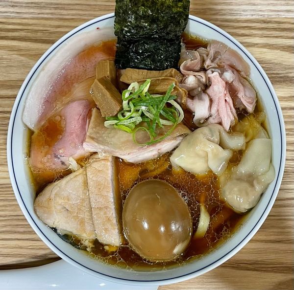 「特製醤油らーめん」@らーめん亭 ひなり竜王の写真