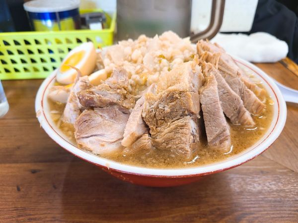 「小豚W ネギ 煮玉子」@ラーメン二郎 品川店の写真