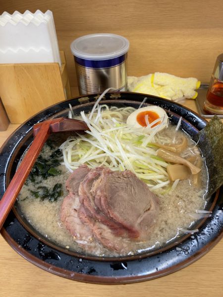 「定番（ネギチャーシュー）　950円」@ラーメン青木亭 戸田店の写真