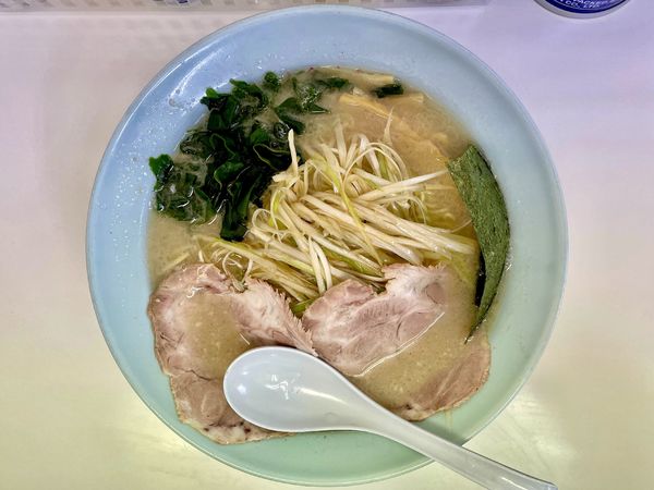 「ねぎ塩 ＋ チャーシュー追加１枚」@◯つばき食堂の写真