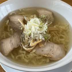 淡麗塩ラーメン
