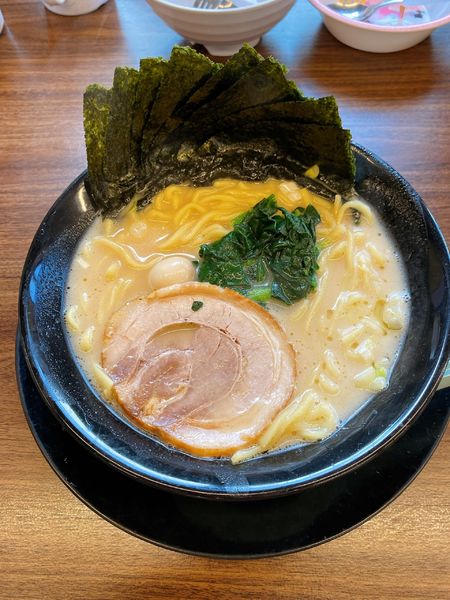 「ラーメン（醤油）海苔増し」@横浜家系ラーメン 一四家の写真