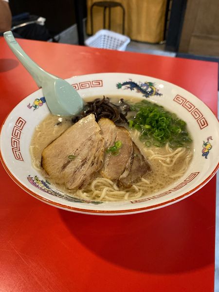 「とんこつラーメン」@ラーメン 十一の写真