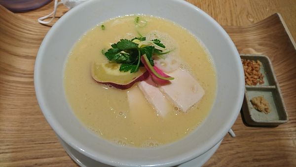 「鶏白湯Soba」@銀座 篝 ルクア大阪店の写真
