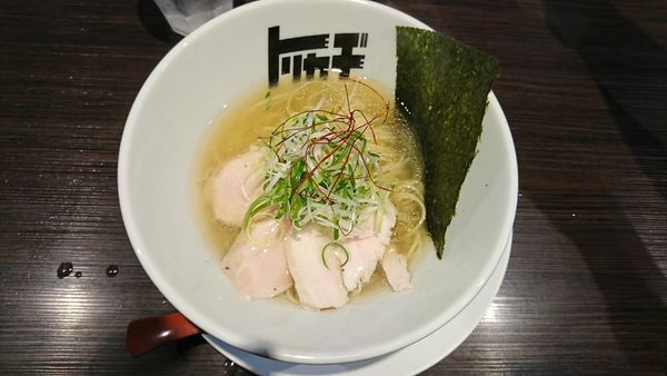 「塩らぁめん」@らぁめん トリカヂ イッパイの写真