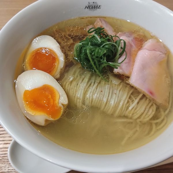 「特・白銀1100円」@HOME らーめんの写真