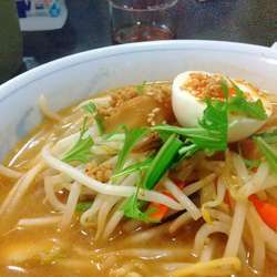 #スタミナソバ #740円 #半チャーハン #220円