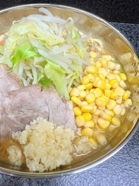 「海老味噌らーめん +兄貴の気まぐれ(コーン)」@らーめん 汁なし 兄貴んちの写真