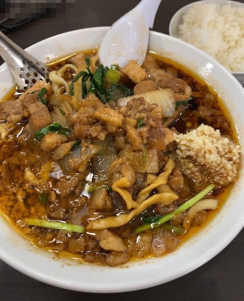 「スタ満ソバ900円(全部)＋ライス小」@元祖スタミナ満点らーめんすず鬼 狭山ヶ丘分店の写真