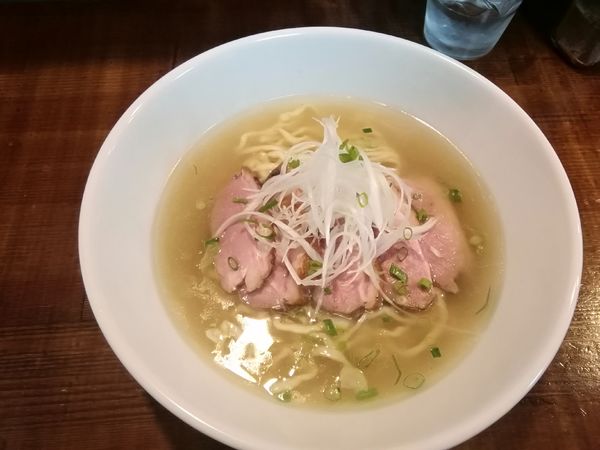 「鴨中華そば(1100円)+肉増し(300円)」@麺屋 龍の写真