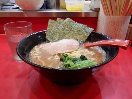 「ラーメン（並）」@横浜らーめん 龍馬の写真
