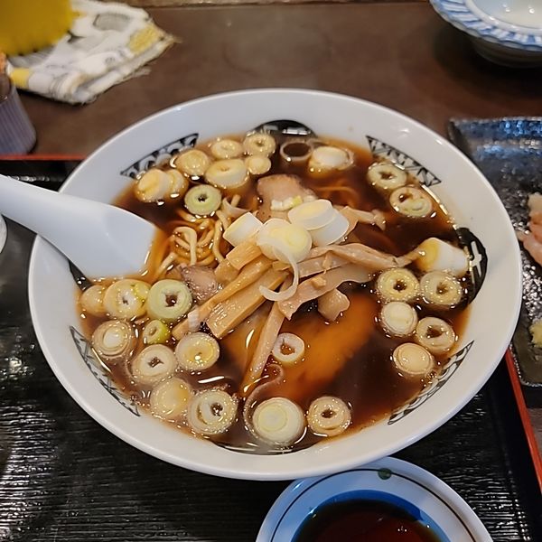 「特製ブラックラーメン 他」@中嶋の写真