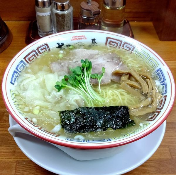 「ワンタンそば (塩  大盛)」@ちばき屋 葛西店の写真