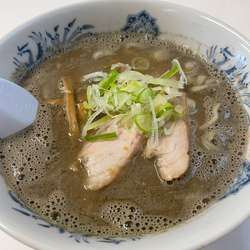 濃厚煮干しラーメン