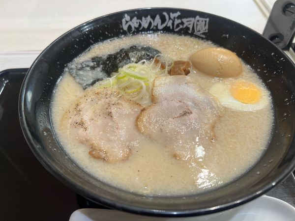 「嵐げんこつラーメン 塩」@らあめん花月嵐 アリオ鷲宮店の写真