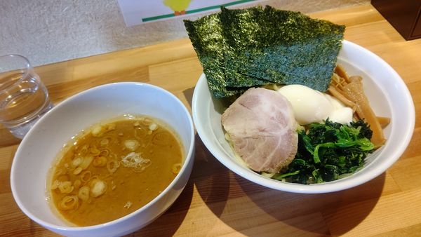 「つけメン１０００円サービスライス」@横浜家系ラーメン おか家の写真
