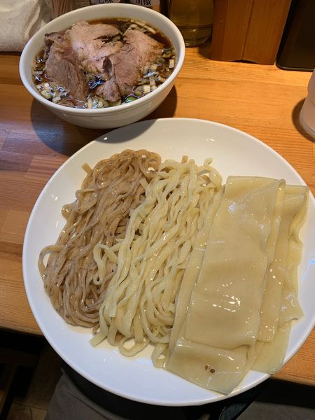 「焙煎二色つけめん　小盛チャーシュー（1300円）トッピング凄平麺」@らぁめん りきどうの写真