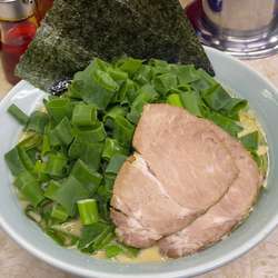 青ネギラーメン(中) ミニチャーシュー丼