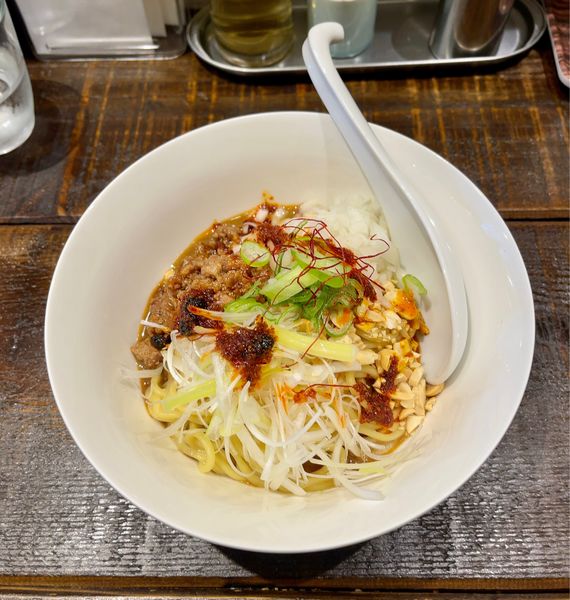 「汁なし担々麺（辛さあり）950円」@百々福の写真