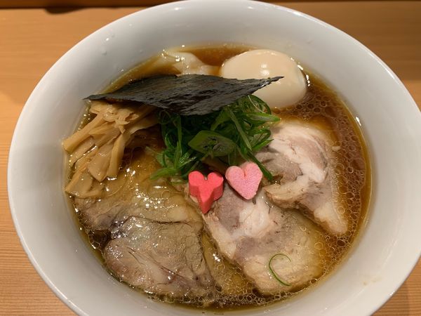 「特製醤油らぁ麺」@らぁ麺 恋泥棒の写真