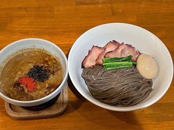 「豚魚つけ蕎麦(はったい粉練り込みめん)」@拉麺mellowの写真