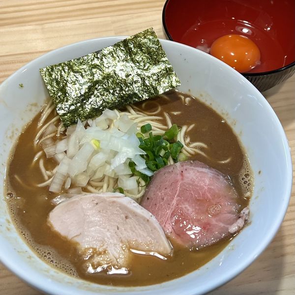 「中華蕎麦＋田中農場の生卵」@中華蕎麦 ジンベエの写真