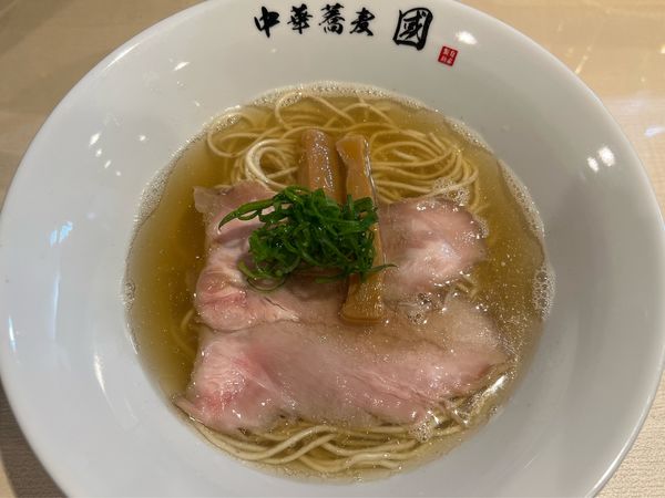 「塩煮干蕎麦」@中華蕎麦 國の写真