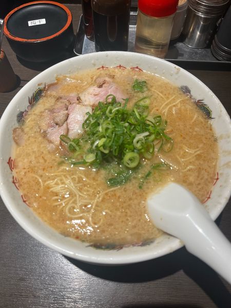 「こってりラーメン(820円)+大盛(130円)」@来来亭 本庄店の写真