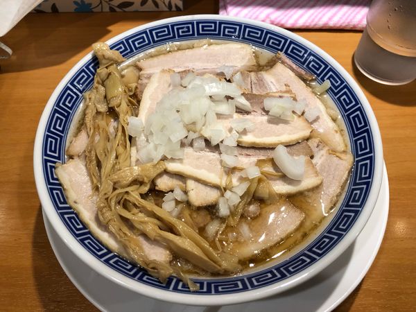 「背脂中華チャーシュー」@新潟発祥ラーメン なおじ 上井草店の写真