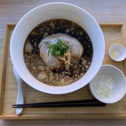 黒い鶏醤油拉麺 & 和え玉