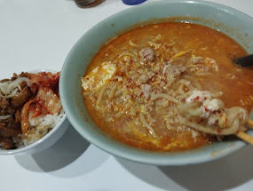 「ランチSセット タンタン麺+角切チャーシュー飯小(880)」@タンタンメン本舗 金家 六角橋店の写真