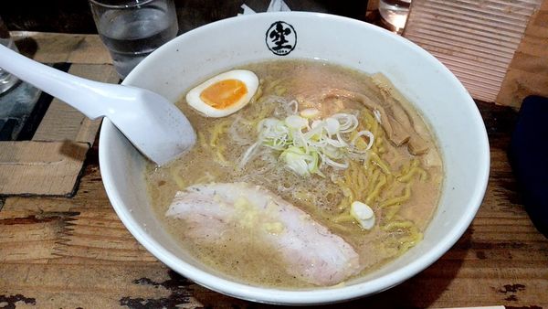「味噌ラーメン８５０円」@らーめん 空 本店の写真