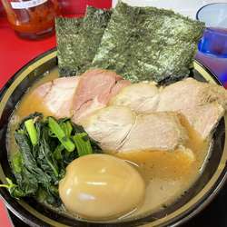 愛盛りチャーシューメン＋味玉＋銀シャリバー¥1,400