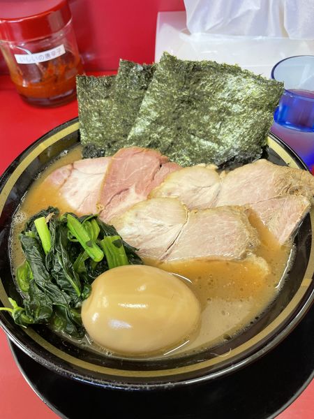 「愛盛りチャーシューメン＋味玉＋銀シャリバー¥1,400」@家系ラーメン王道 いしい 市原五井店の写真