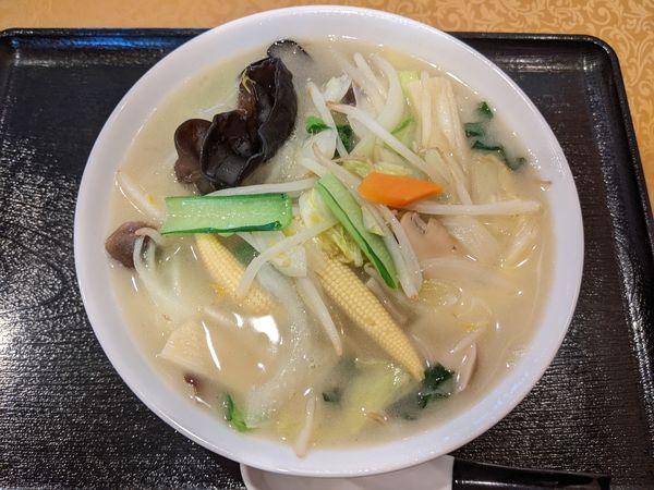 「野菜湯麺：850円＋消費税」@ファミリー中華レストラン パンダの写真