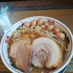 ぽん酢ラーメン　ぽん酢うすめウズラちゃん